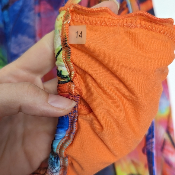 Seafolly Summer Skirt size M and Bra size 14 Matching Set. Like New - Picture 5 of 6